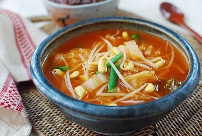 Cách làm món Giá đậu nành nấu nấm tươi